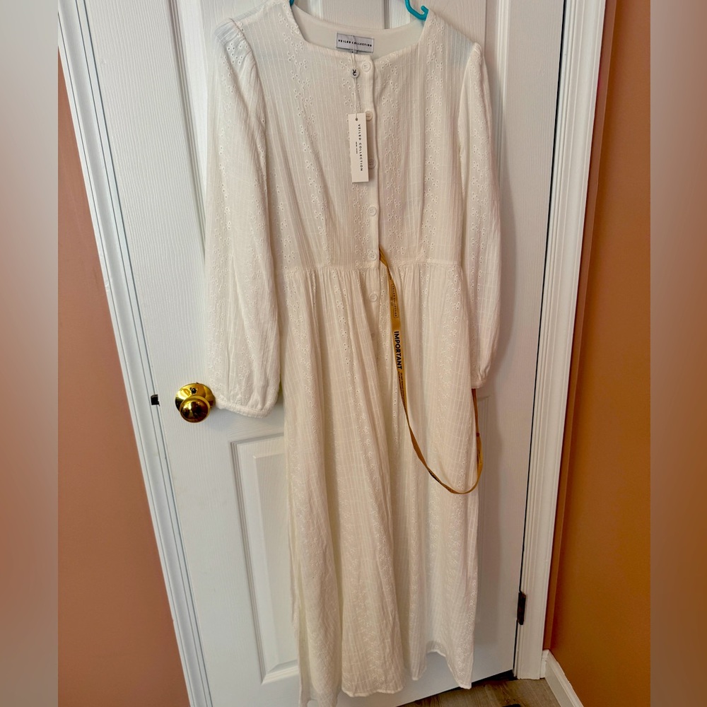 NWT Veiled Collection long sleeve eyelet maxi size Small and fully lined